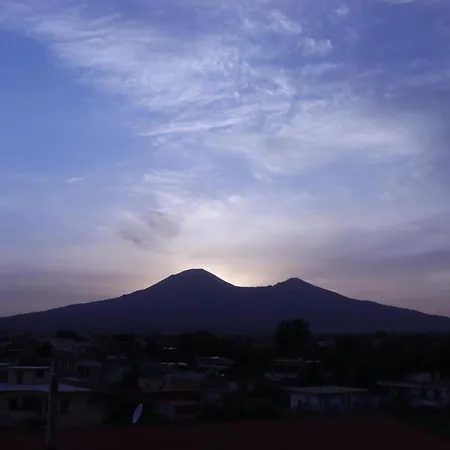 Διαμέρισμα Vesuvio Holiday *